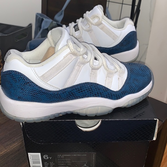 Air Jordan 11s Retro Low Navy Snakeskins - Picture 3 of 5